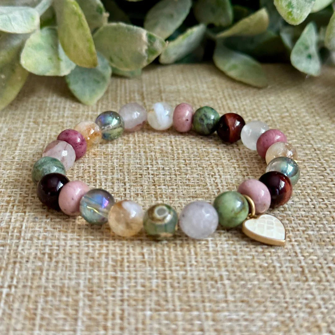 Confidence Unleashed: 7 Crystals Every Woman Needs to Own the Room